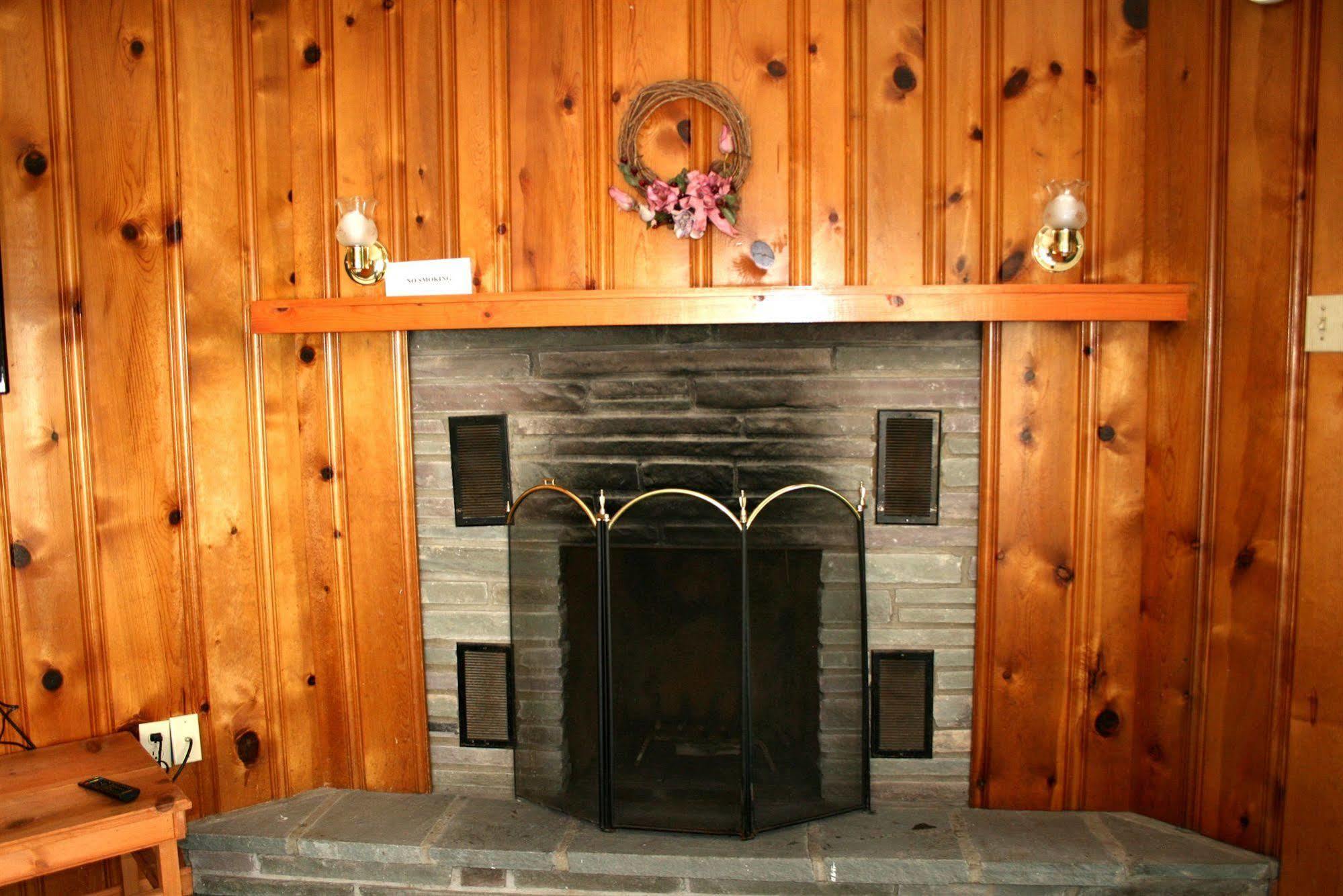 Chestnut Grove Family Resort Mount Pocono Exterior foto