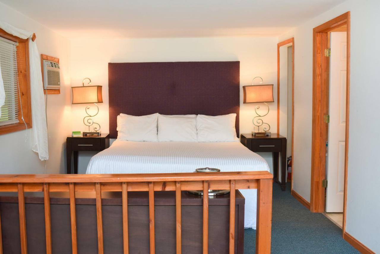 Chestnut Grove Family Resort Mount Pocono Exterior foto