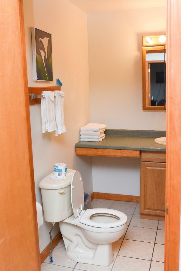 Chestnut Grove Family Resort Mount Pocono Exterior foto
