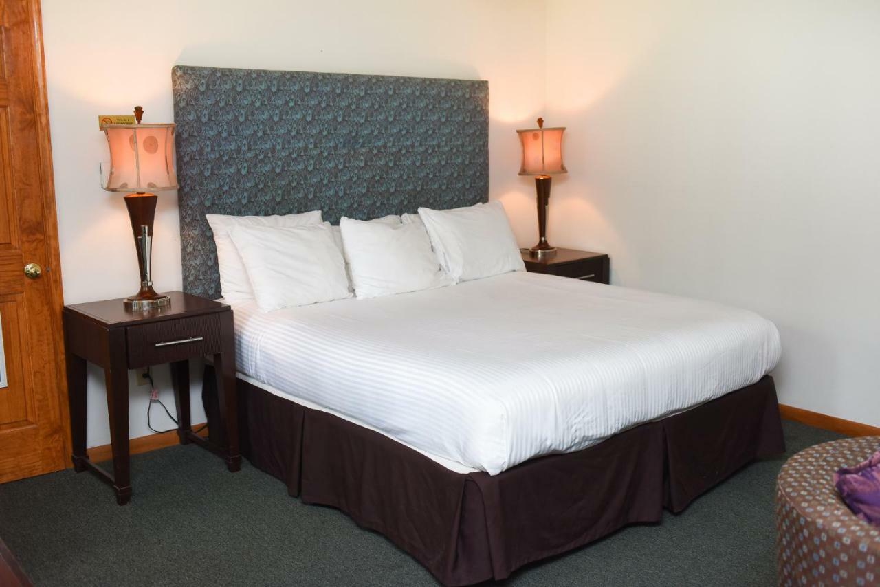 Chestnut Grove Family Resort Mount Pocono Exterior foto