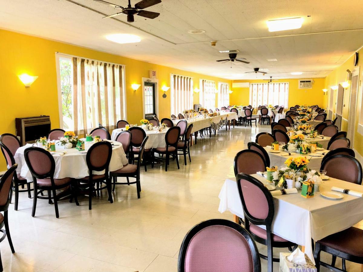 Chestnut Grove Family Resort Mount Pocono Exterior foto